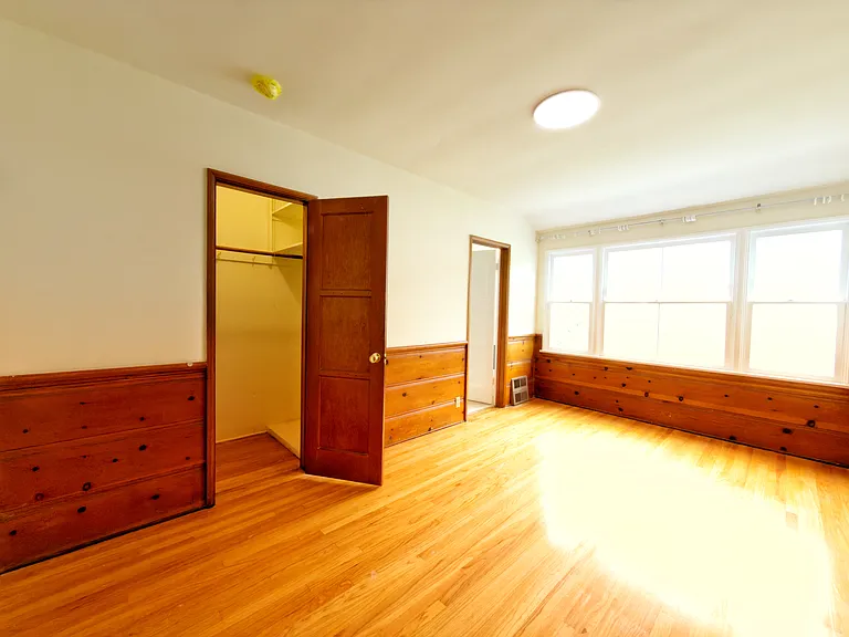 1470 Del Mar Ave — Photo 9