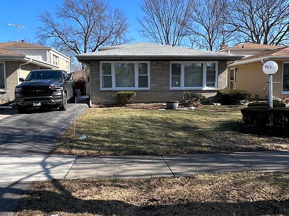 2nd image of 927 Leamington Ave