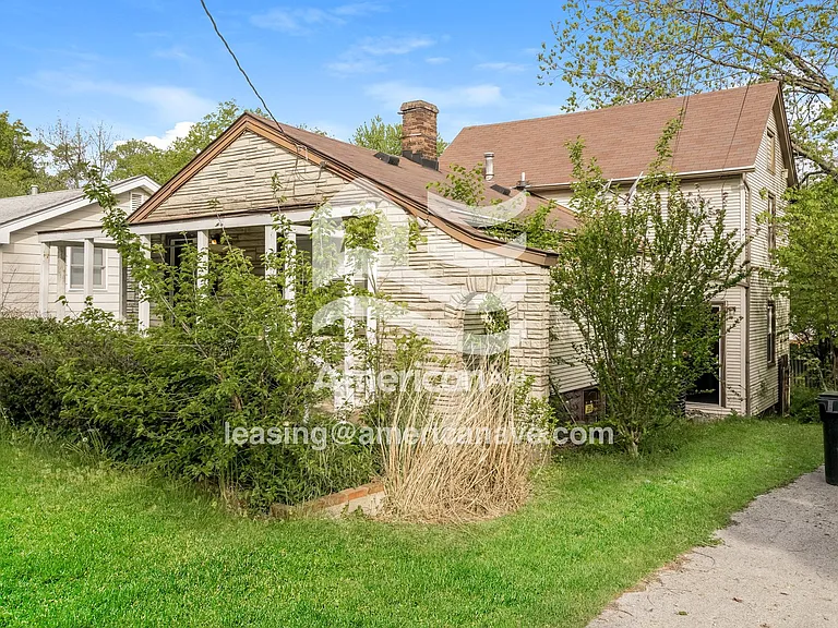 294148_003_front_view_12693243.jpg