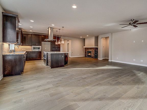 4th image of 19015 144th Street Ct E