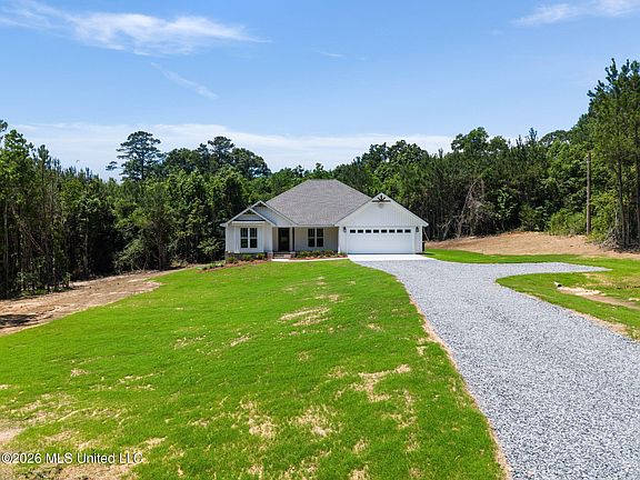 3rd image of 319 Noel Townsend Rd