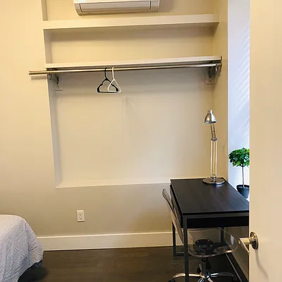 Rented by REAL New York | media 7