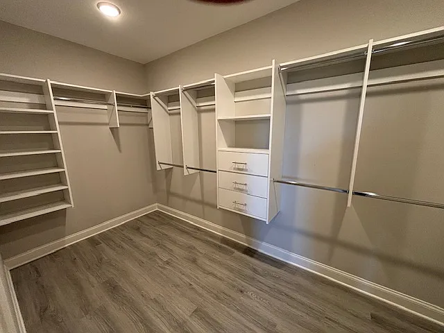 7850 Saddlebrooke Dr — Photo 32