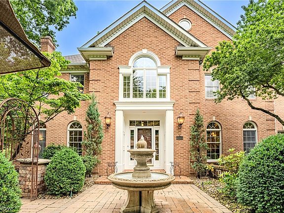 2nd image of 17504 Willow Wood Dr