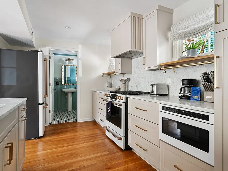 6 Smith Pl — Photo 14