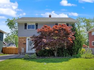 65 Grayton Rd, Tonawanda, NY 14150