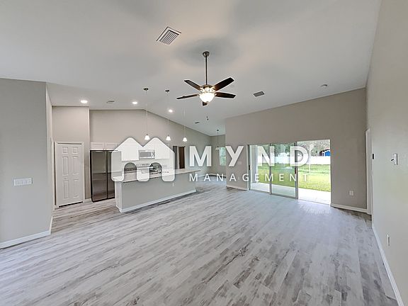 3rd image of 6781 Olin Ln