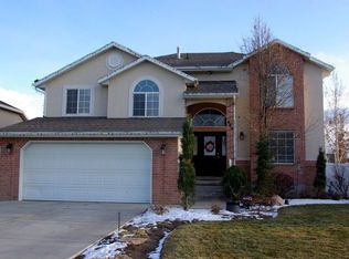 1405 Parkside Ln, Layton, UT 84041