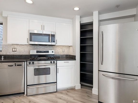 3rd image of 485 Bryant St #B