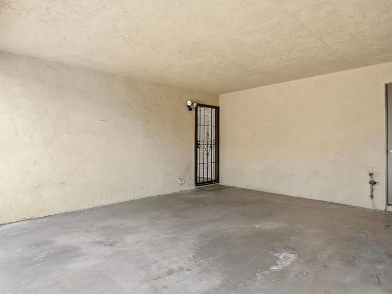 8879 Hillery Dr — Photo 22
