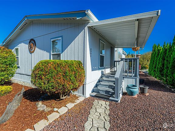 2nd image of 6998 Taurus Lane NE