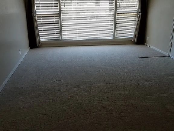 4th image of 2763 Cypress St