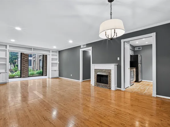 7575 Katy Fwy APT 18, Houston, TX 77024