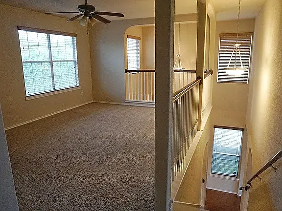 12131 Karnes Way — Photo 4