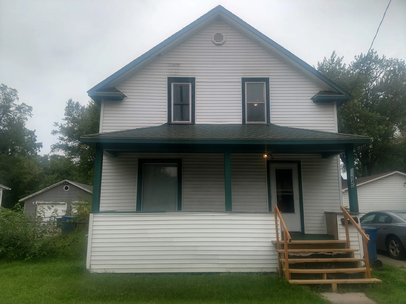 11845 Walter St photo 1