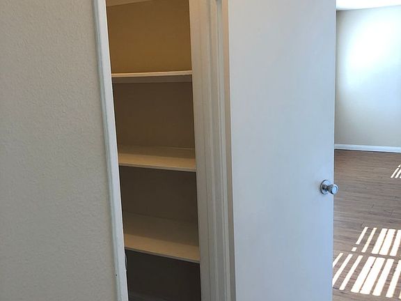 5th image of 2510 Howard Ave APT 7