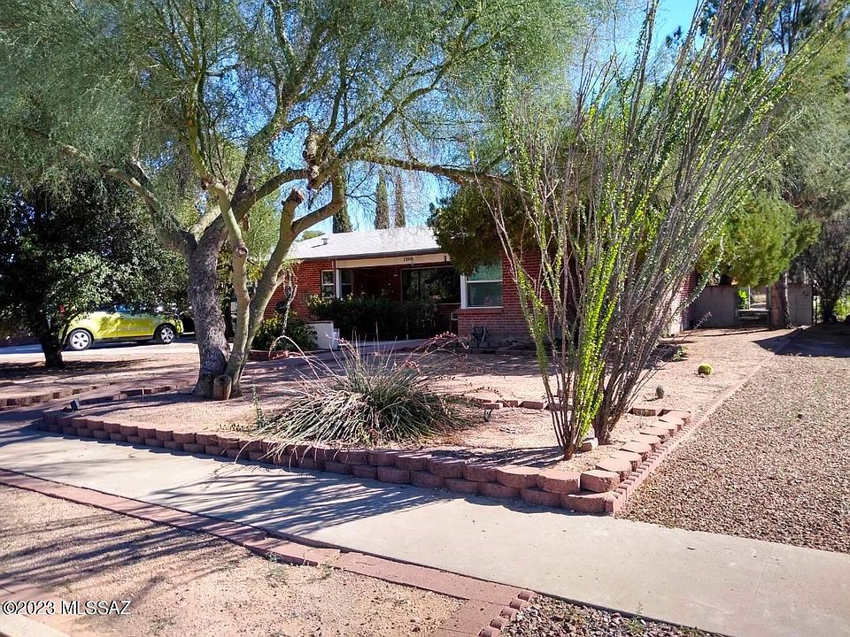 1st image of 2902 E Sylvia St
