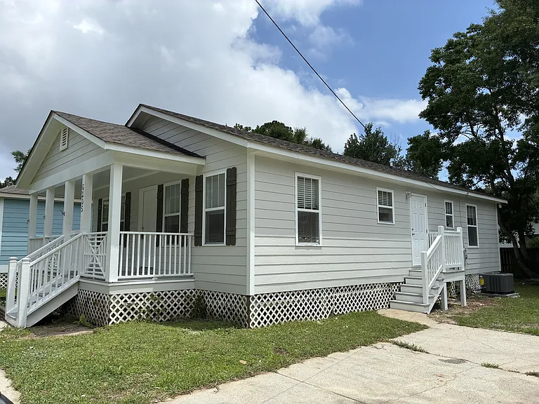 6205 W Forrest St — Photo 15