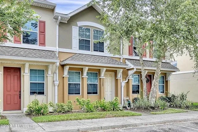 2 bed, 1360 sqft, $1,750 — Photo 3