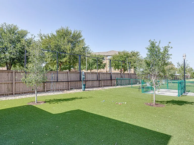 The Quadrangles on Twenty Apartments in Grand Prairie, Texas