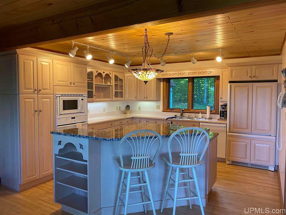 10195N10195 Shore Dr AU, Au Train, MI 49806 Zillow