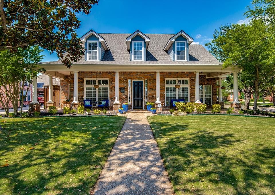 1st image of 1046 Sir Lancelot Cir