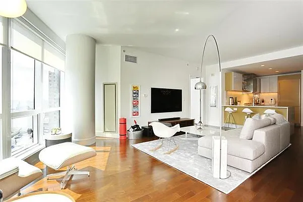 Sold by Weichert/Exchange Place | media 11