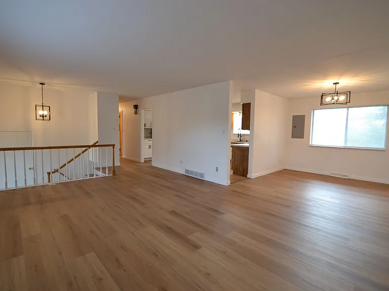 2988 W Fontanero St — Photo 5