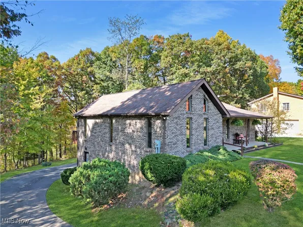 206 Laurel Hills Dr, Steubenville, OH 43952