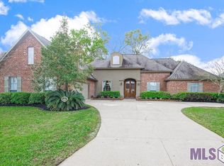 15136 Green Trails Blvd, Baton Rouge, LA 70817