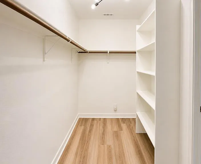 1203 Sunny Meadows Loop — Photo 9