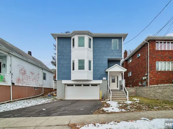 255 Westminster Pl, Lodi, NJ 07644