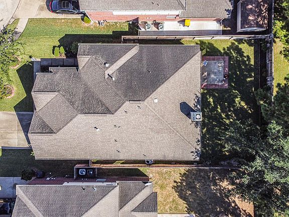4th image of 10314 Ivy Hollow Ln