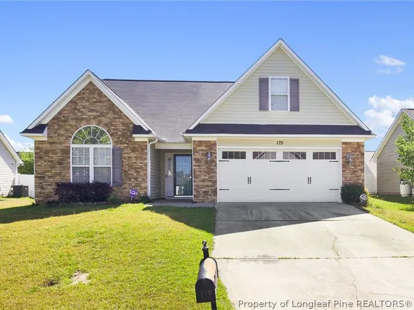 175 Ranier Dr, Raeford, NC 28376