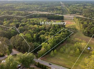 18 Old Country Dr, Beaufort, SC 29906