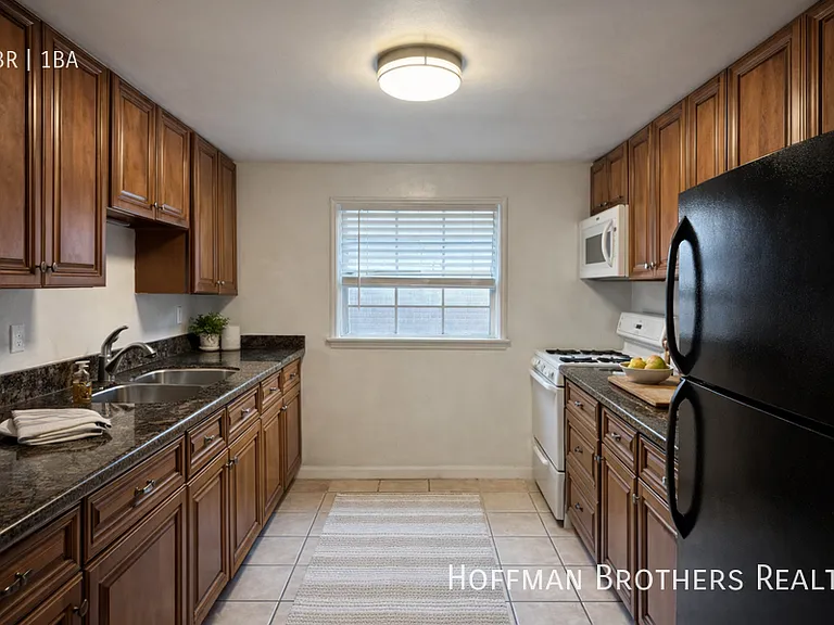 410 S Sierra Madre Blvd #12 — Photo 1