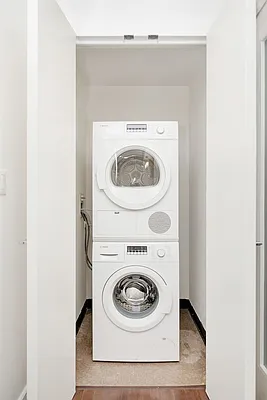 Rented by Compass | media 22