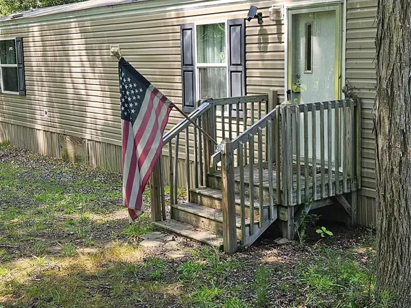 1846 Apple Blossom Rd, York, SC 29745
