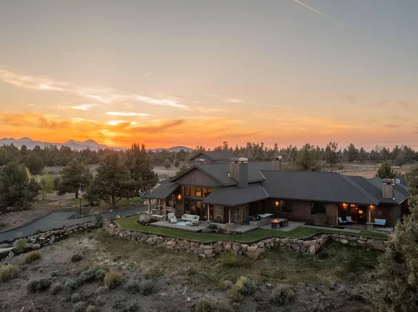 61465 White Peaks Ct, Bend, OR 97702