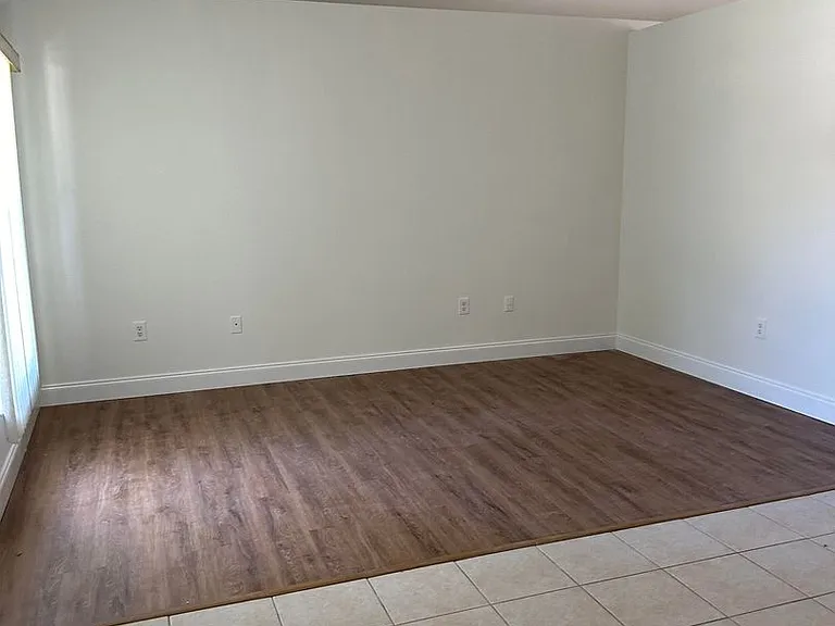 2475 Compass Pointe Dr — Photo 11