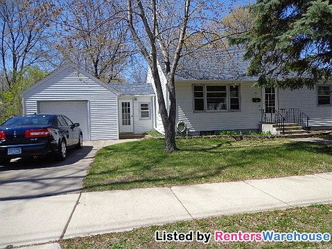 1st image of 141 27th Ave N