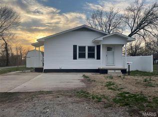 908 Millar St, East Prairie, MO 63845