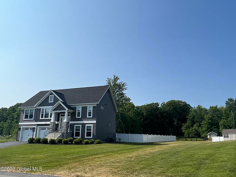 3rd image of 313 Steeple Way