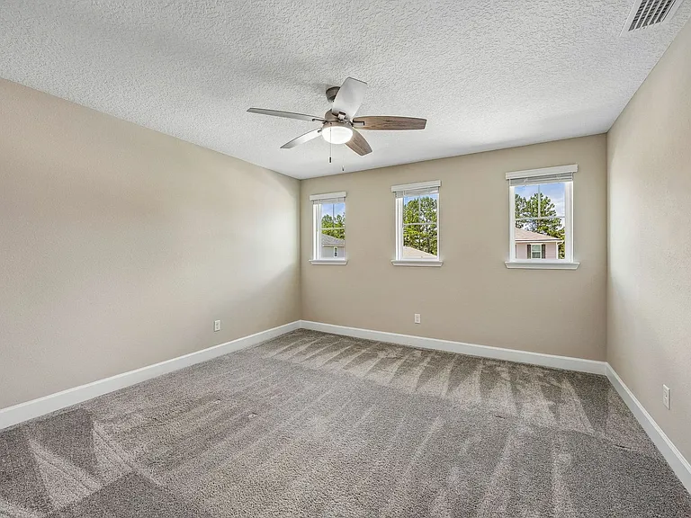 3528 Cunningham Rd — Photo 15