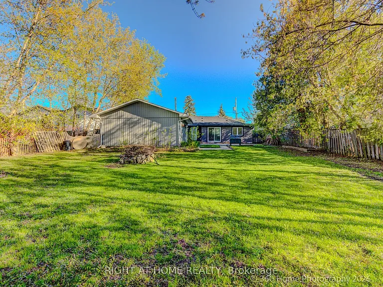 Irene Dr — Photo 25