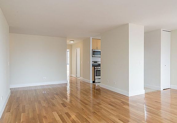 3rd image of 235 W 48th St APT 37J