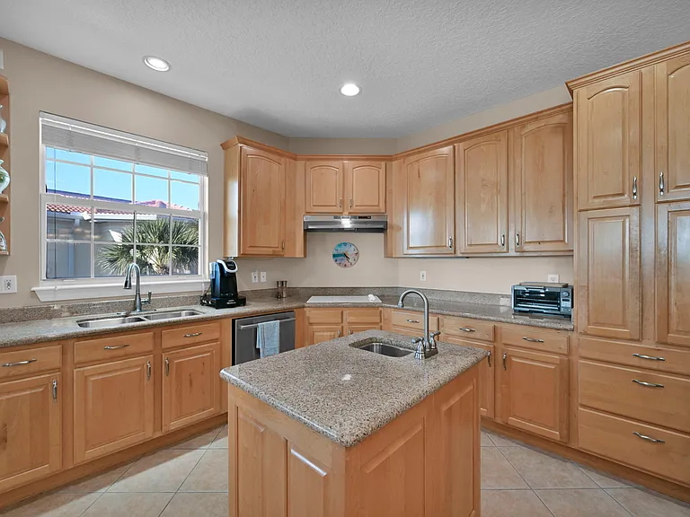 305 S Ocean Grande Dr #304 — Photo 22
