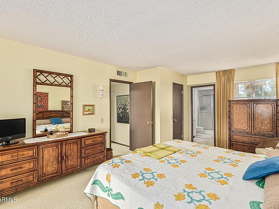 2nd image of 13437 W COPPERSTONE Drive