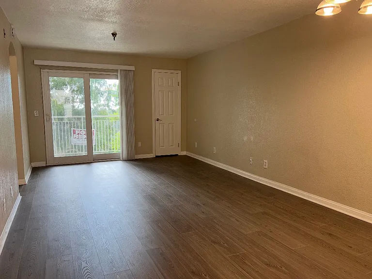 5252 Orange Ave #127 — Photo 10