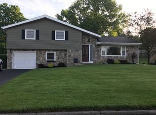 412 Lynwood St, Rome, NY 13440